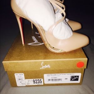 Sold!!!!! Christian Louboutin